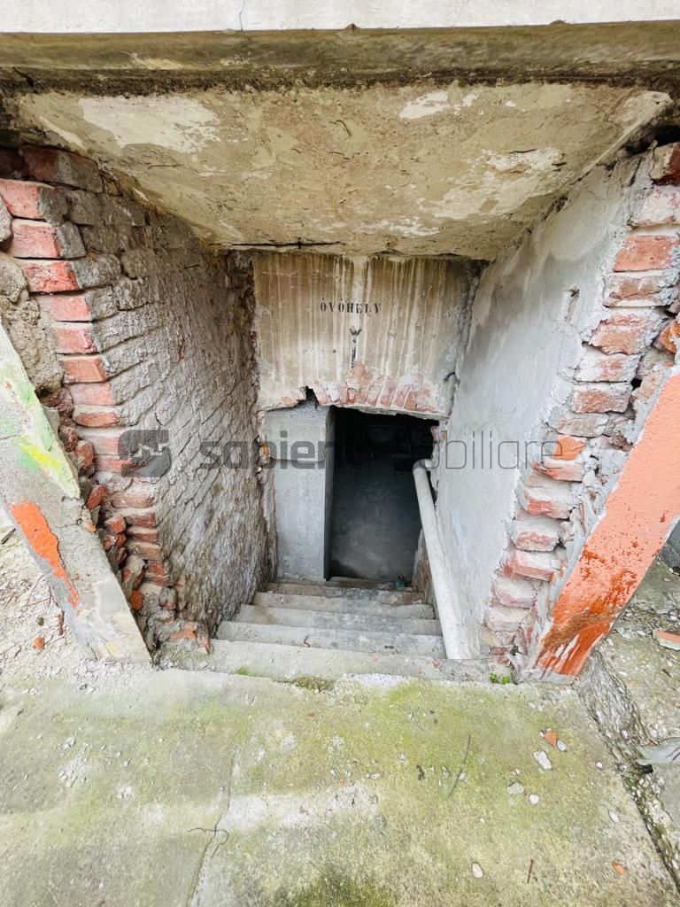 Casa situata ultracentral cu proiect autorizat - Poză 18