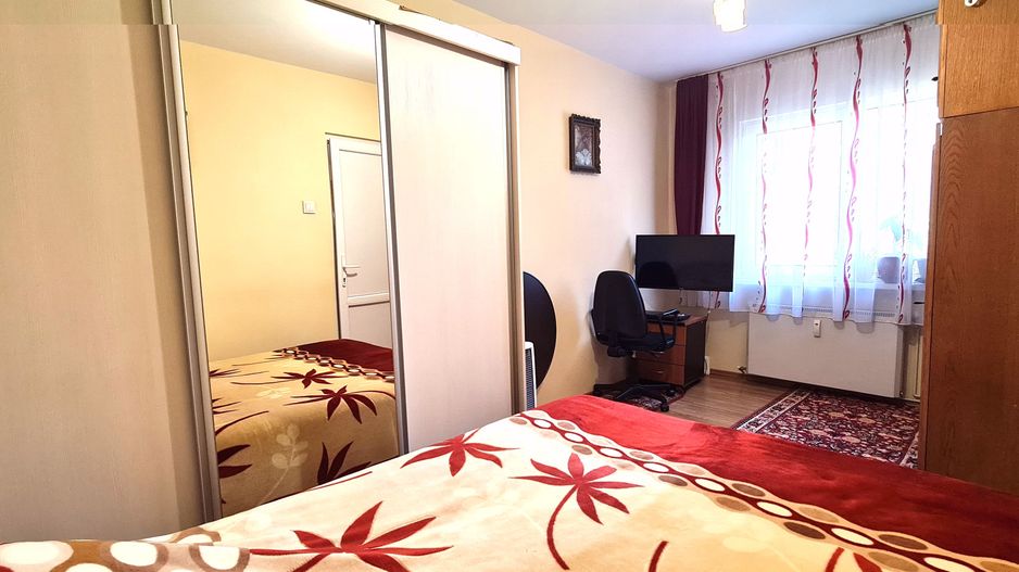 Apartament 2 camere cartier Astra langa piata - Poză 3