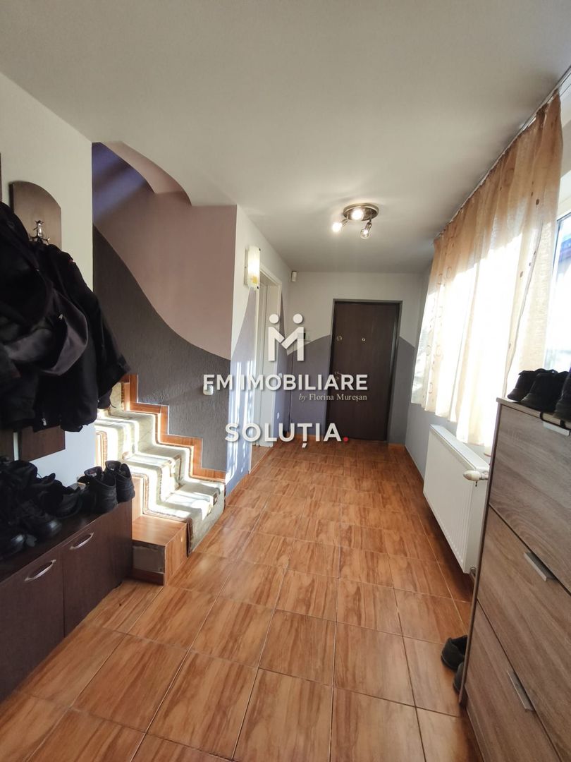 Vânzare casă cu piscină și teren 1.070 mp - Poză 8