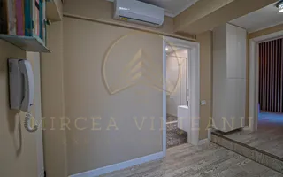 Delfinariu/B-dul. Mamaia - Apartament cu 3 camere într-un bloc finalizat în 2009 - Poză 31