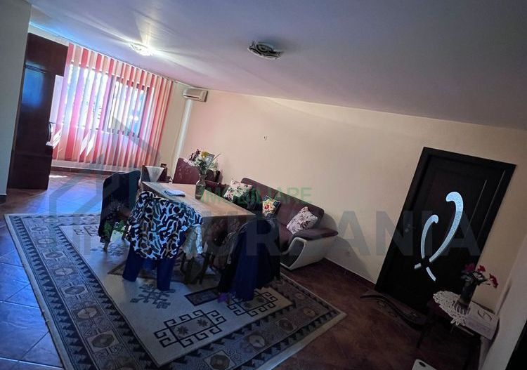 Vanzare casa Dancu, 4 camere, 276 mp, teren 1500 mp - Poză 7