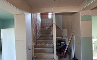 Vilă individuală P+M - 5 camere - 500 mp teren - Construcție nouă - 1 Decembrie - Poză 4