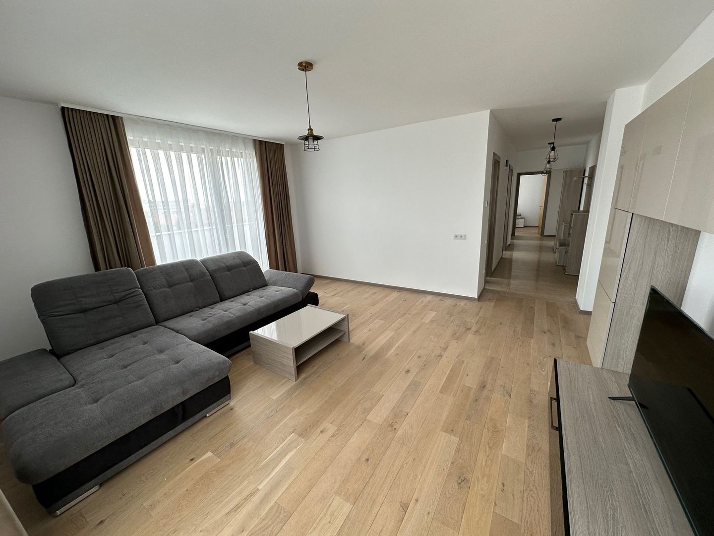 Apartament bloc nou 3 camere - parcare subterana - Poză 3