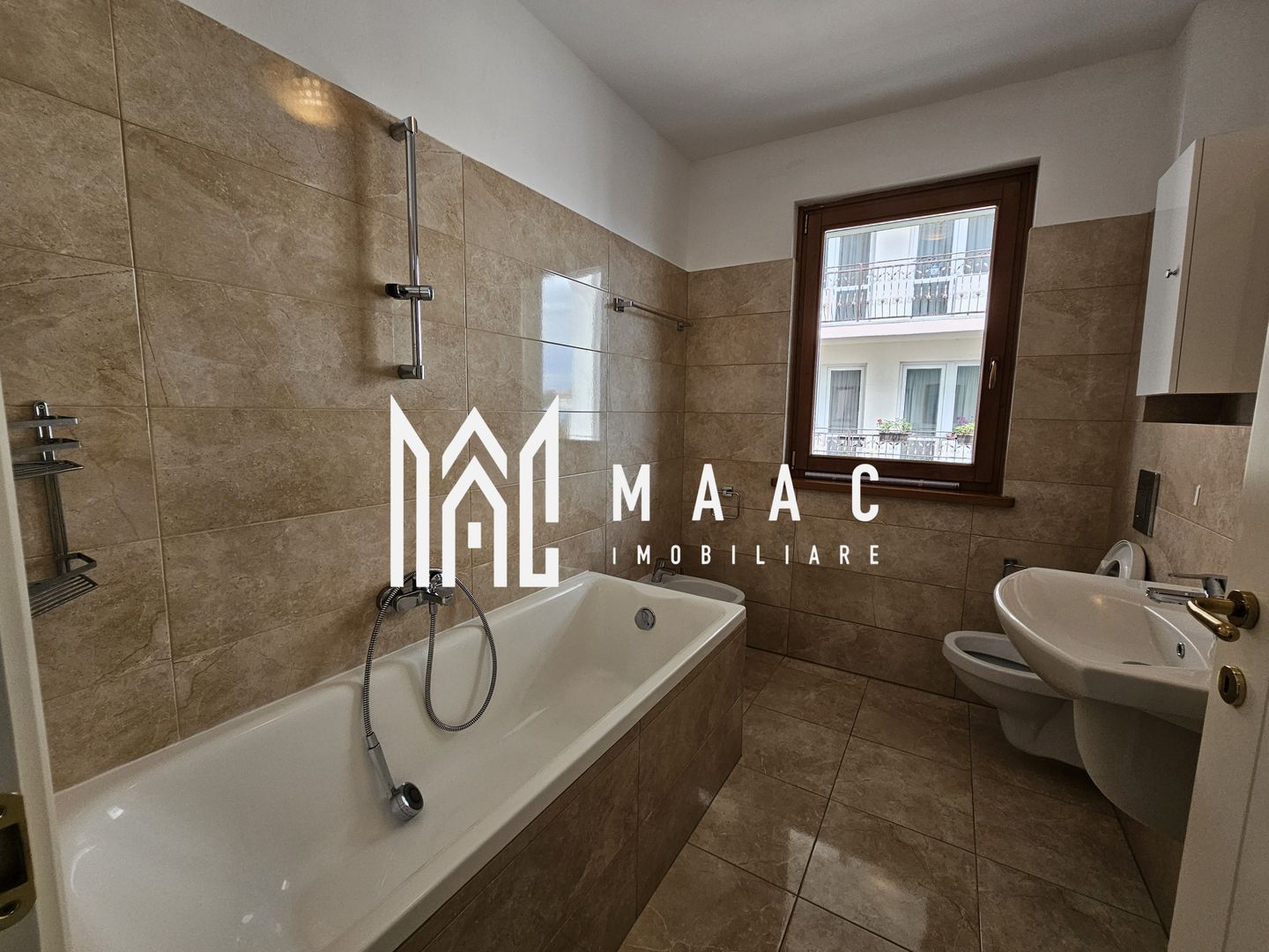 Apartament 3 camere | Etaj 2 | Lift | Calea Dumbravii - Poză 11