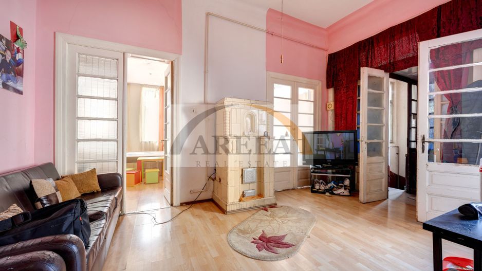 Proprietate in vila, etaj, partial renovat - Pasajul Unirii - 154 mp - Poză 4