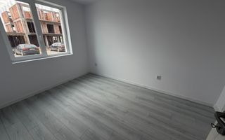 Disponibil imediat. Decomandat. TVA 21% inclus in pret - Poză 6