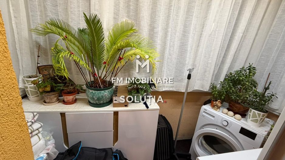 Apartament  3 camere decomandat, etajul2 -zona Serelor/Casa de Pensii - Poză 12