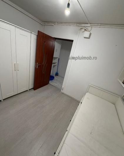 Apartament 2 camere format din 2 garsoniere alipite 1 Decembrie - Poză 5
