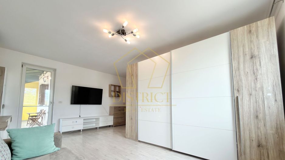 Apartament cu 2 camere mobilat, decomandat la etajul 2 in Giroc la asfalt. - Poză 3