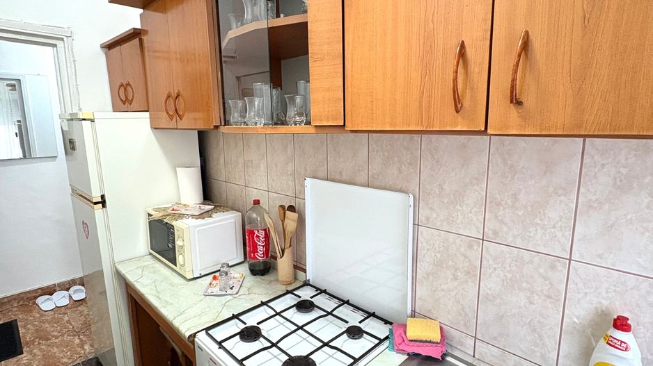 Apartament de închiriat cu două camere - Poză 7