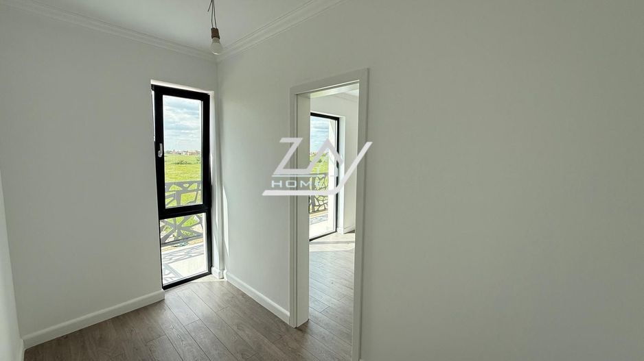 Duplex finalizat despartit prin camera tehnica. 3 dormitoare. 2 balcoane. - Poză 13