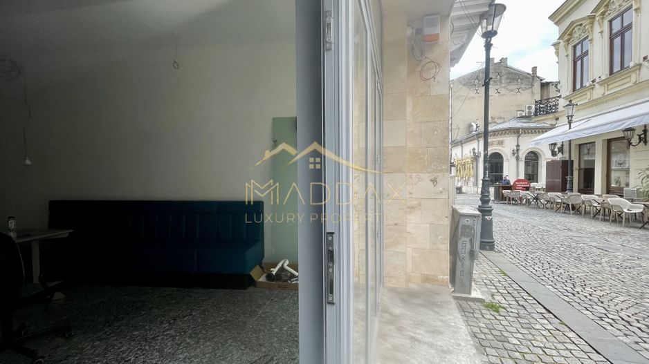 Spatiu comercial***300 mp***Cladire noua// Centrul Istoric - Poză 30