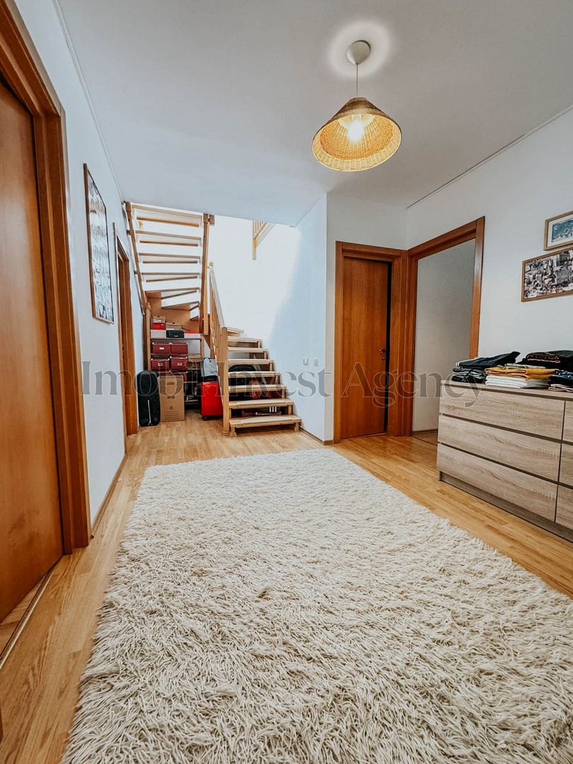 Vila cu 4 camere in Pipera in complex securizat - Poză 15