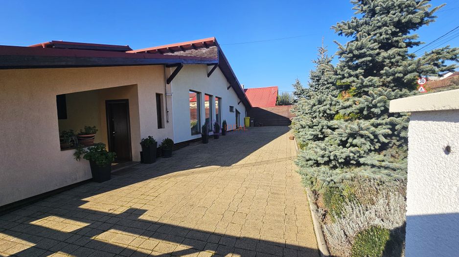 Casa Mobilata Utilata Pe Un Singu Nivel, in Viile Sibiului - Poză 1