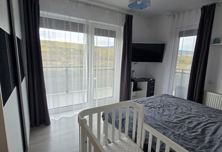 Apartament cu 3 camere, în apropiere de Baza Sportivă - Poză 9