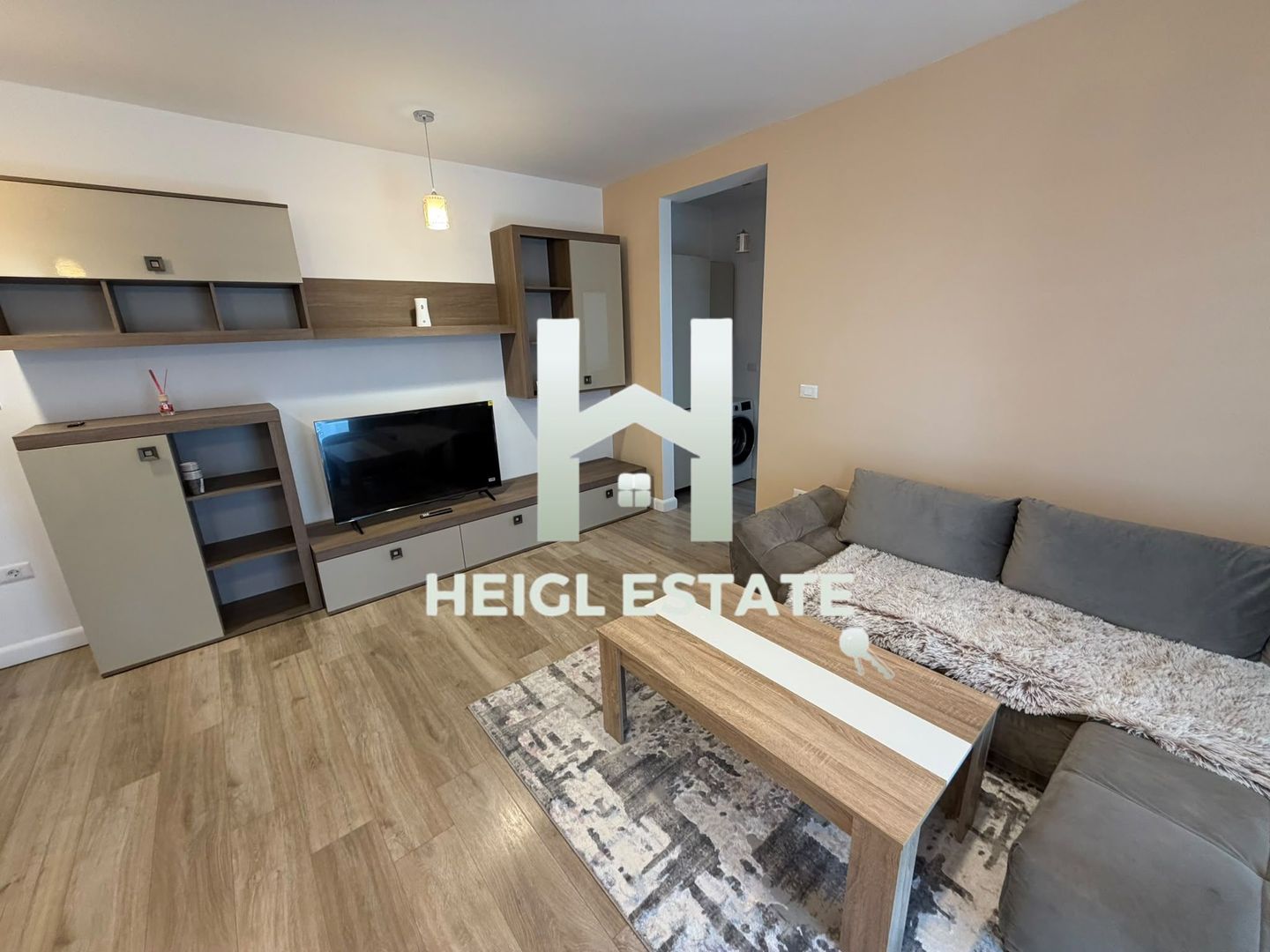 Apartament cu 2 camere modern si luminos - Poză 1