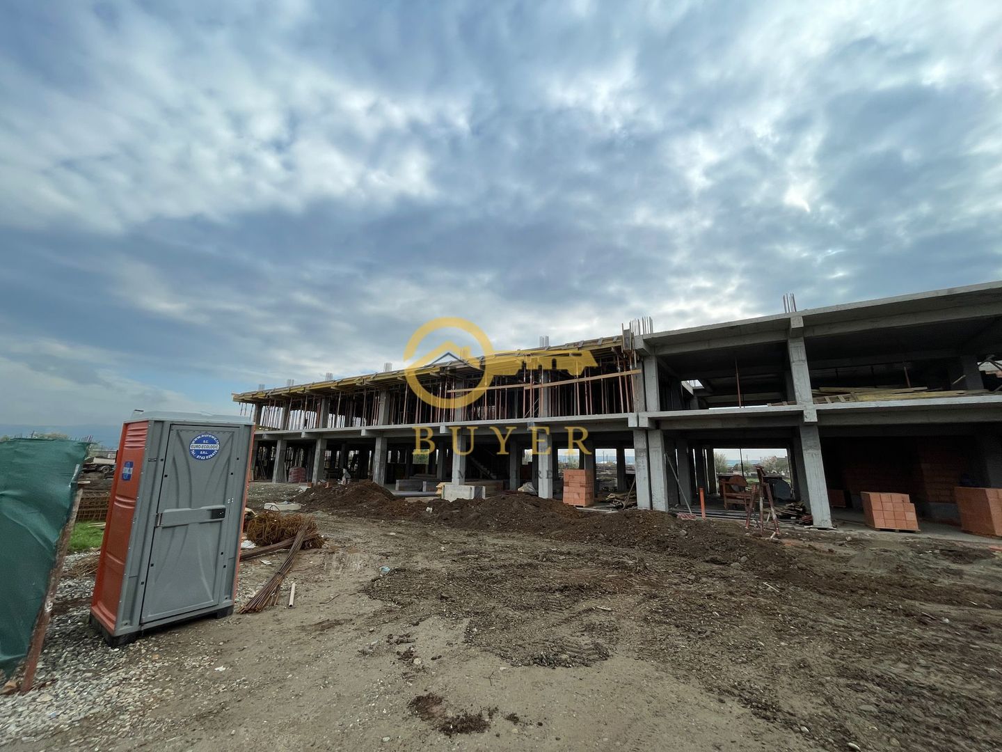 Spatiu comercial in Selimbar, ansamblu nou de blocuri, 156mp - Poză 1