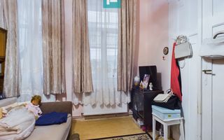 Apartament la casă cu 2 camere zona Boul Roșu - Poză 4