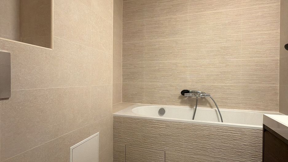 4 camere renovat| boxa | poziție excelenta Universitate - Poză 8