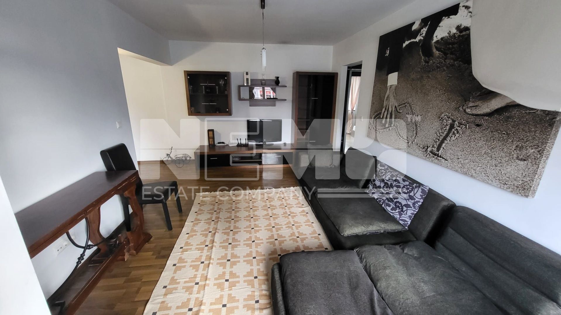 Inchiriez apartament 2 camere I Suceava /Ultracentral I 400euro /luna - Poză 1