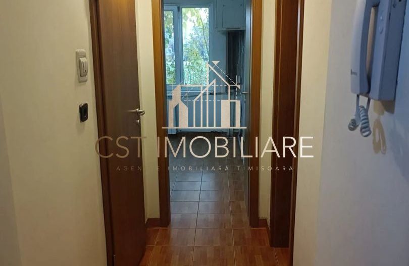 Apartament 2 camere, 60 mp, parter – Zona Stadion - Poză 3