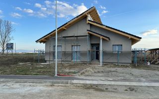 Casa superba pe un nivel, arhitectura deosebita- Teren 500mp - Poză 1