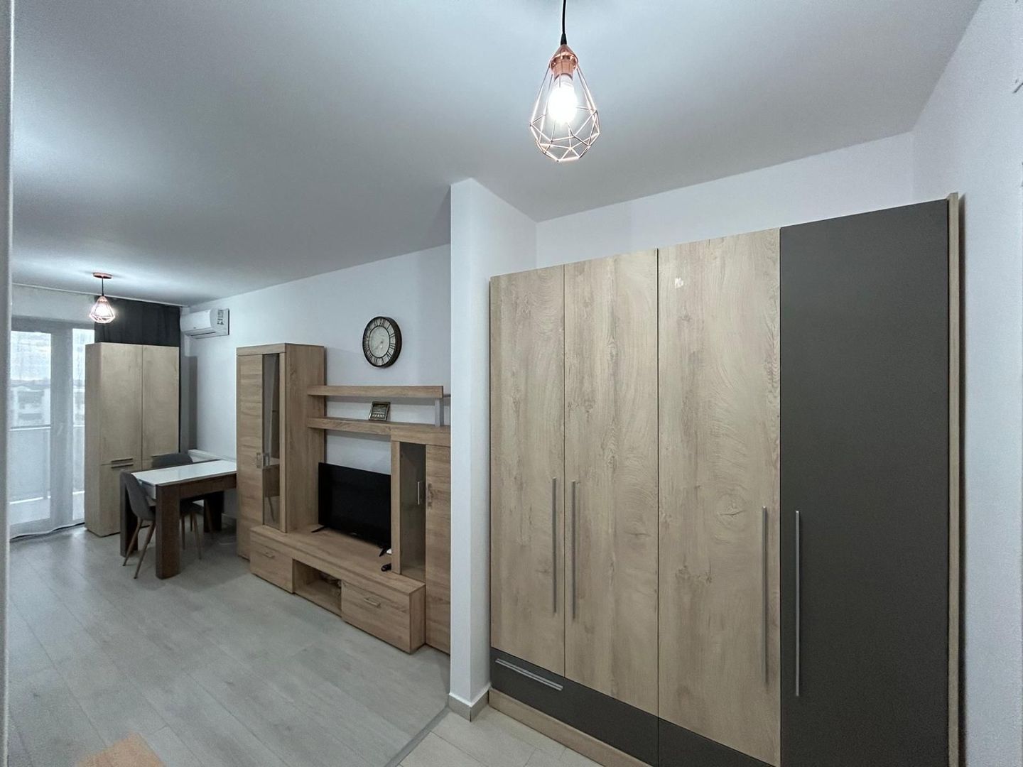 GARSONIERA - HILS BRAUNER, BLOC NOU, CENTRALA PROPRIE, METROU 5 MIN - Poză 4