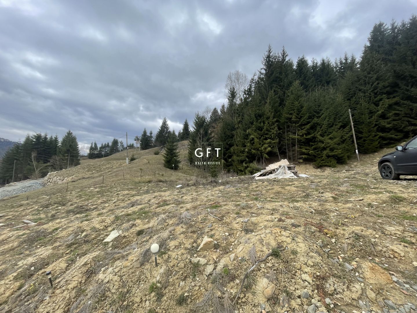 Teren parcelabil cu acces rapid la lacul Colibita - Poză 9