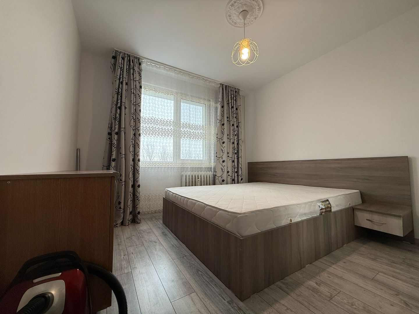 3 camere Podul Grant | Decomandat | Bloc reabilitat - Poză 1