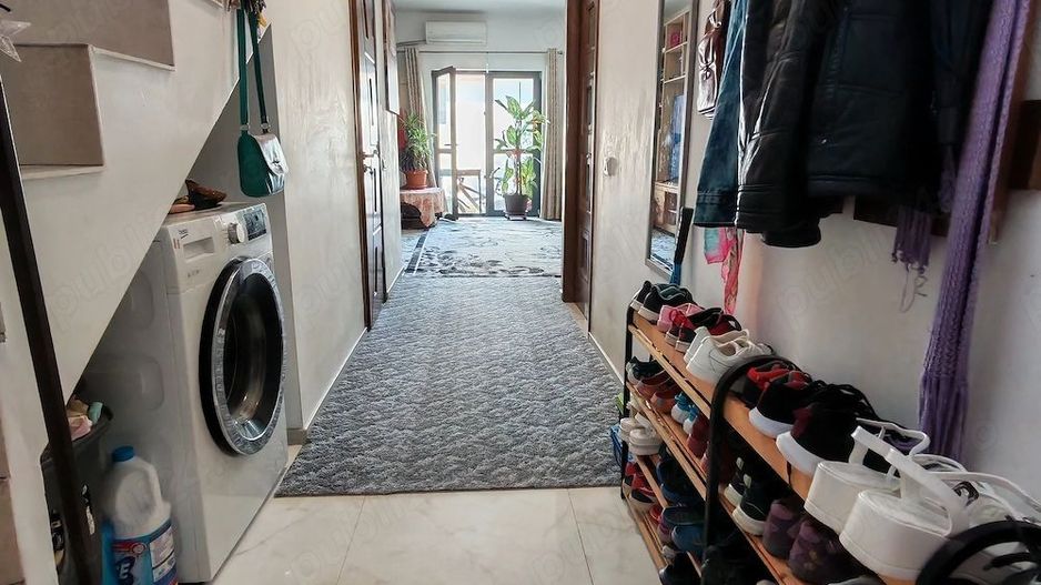 Vila 4 camere in  Bragadiru,(6 minute pana in Prelungirea Ghencea) - Poză 2