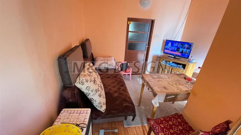 casa individuala Varias apa centrala pe gaz canalizare 1500mp - Poză 12