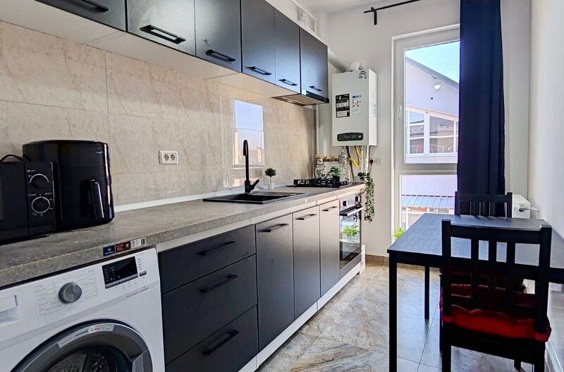 APARTAMENT DE LUX 3 CAMERE SI LOC DE PARCARE MOBILAT SI UTILAT - Poză 7