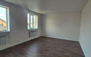 Vânzare, casă,  2 nivele, 4 camere, strada Vasile Lupu, Drochia - Poză 3