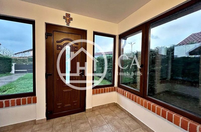 Casă de închiriat cu 4 camere în Cartierul Europa, Oradea - Poză 11