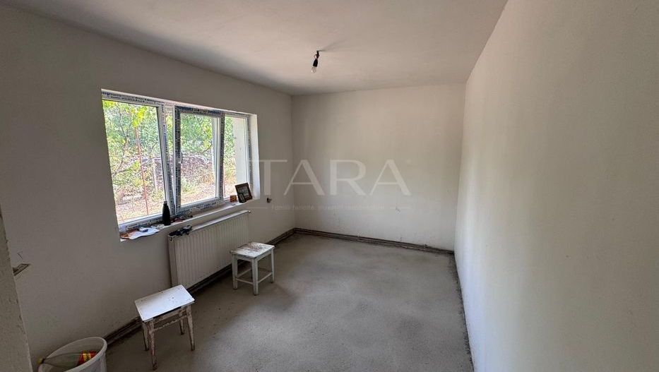 Casă  de vânzare în Someseni - Poză 2