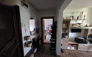 2 camere decomandat, Str. Mihai Eminescu - Poză 1