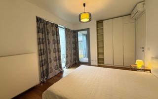 2 camere cu design industrial – un refugiu urban cu vedere spre gradina - Poză 10