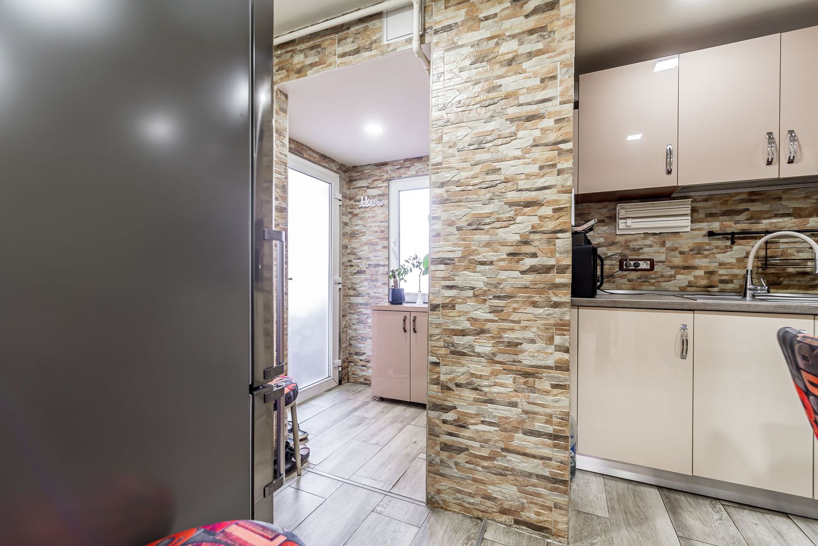 PROPIETATE REZERVATA -Apartament 2 camere in Parneava - Poză 7