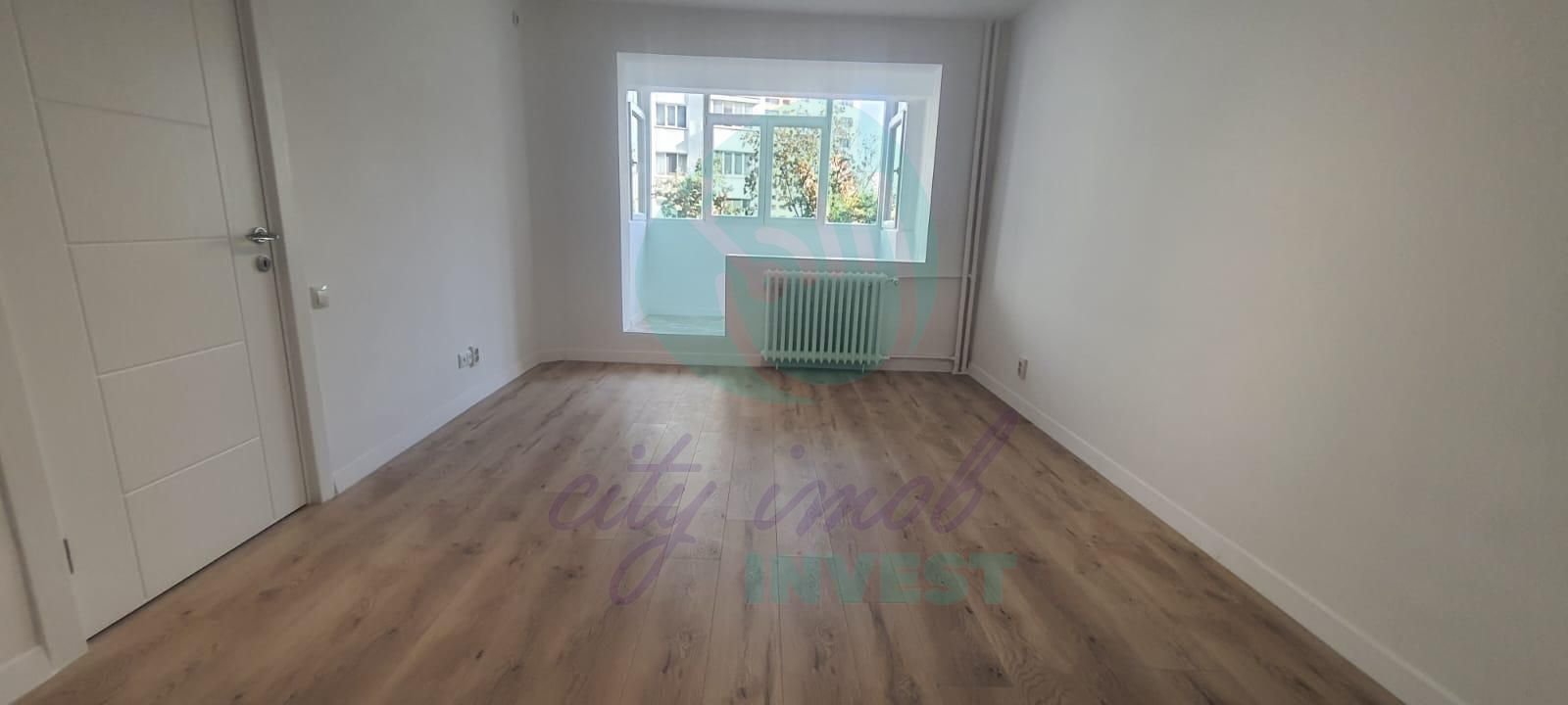 3 camere renovate-Ion Mihalache-Turda-Bloc anvelopat - Poză 4