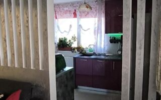 Vand apartament cu 3 camere - Poză 4