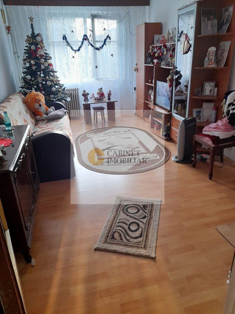 3 Camere Decomandat | 2 Bai | Etaj 4/8 | 75mp totali - Poză 1