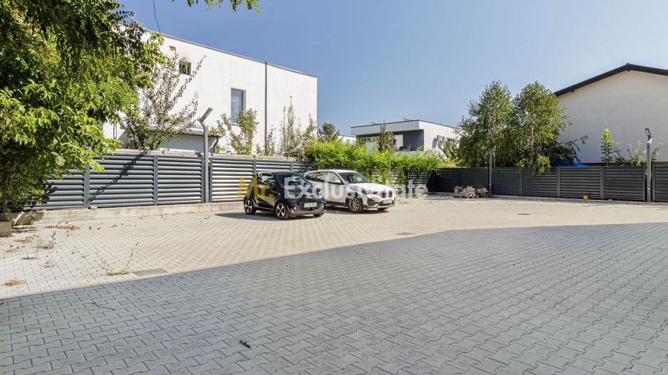 Spatiu comercial de la 14 euro de inchiriat Amber Forest Plaza - Poză 2
