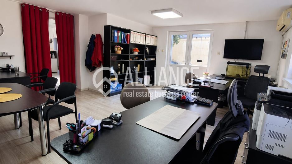 INEL 2 - Spatiu comercial 140 mp - Poză 4