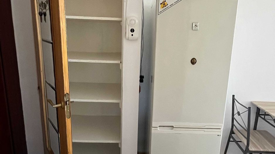 Garsoniera decomandata, centrala proprie, AC, zona Penny Fizicienilor - Poză 5