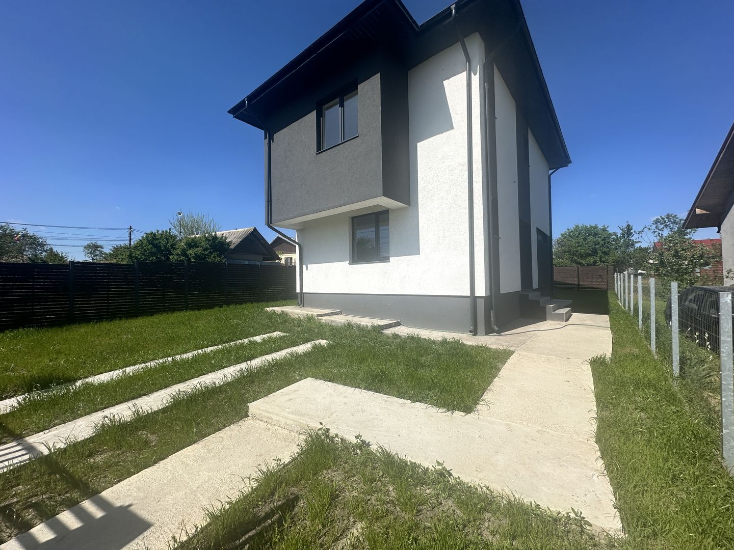 CASA INDIVIDUALA - 3 CAMERE , TOATE UTILITATILE, FINALIZATA, COMIS 0% - Poză 1