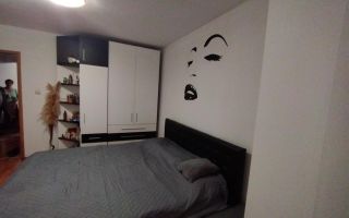 Apart  2 cam spațios Aradului- parter cu balcon centrala proprie - Poză 2