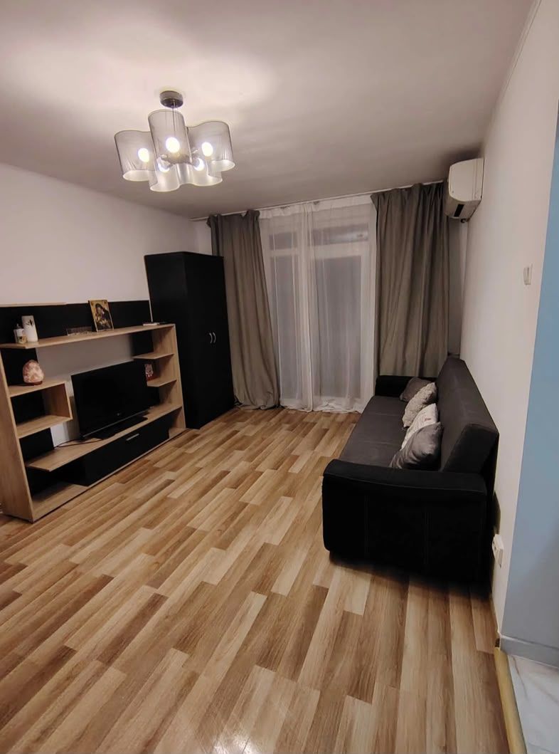 AP. 3 CAMERE -TITAN, BLOC REABILITAT, BUCATARIE INCHISA, MODERN - Poză 1