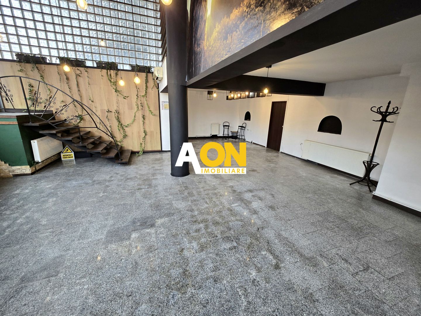 Spațiu Comercial, 98mp, Zona Centru - Poză 1