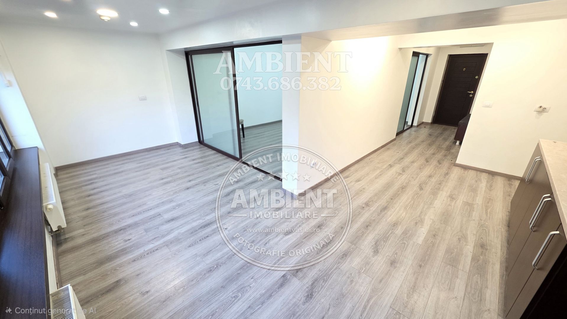 APARTAMENT DEOSEBIT – 1 CAMERĂ, ULTRACENTRAL – BLOC COREVAS VASLUI; - Poză 5