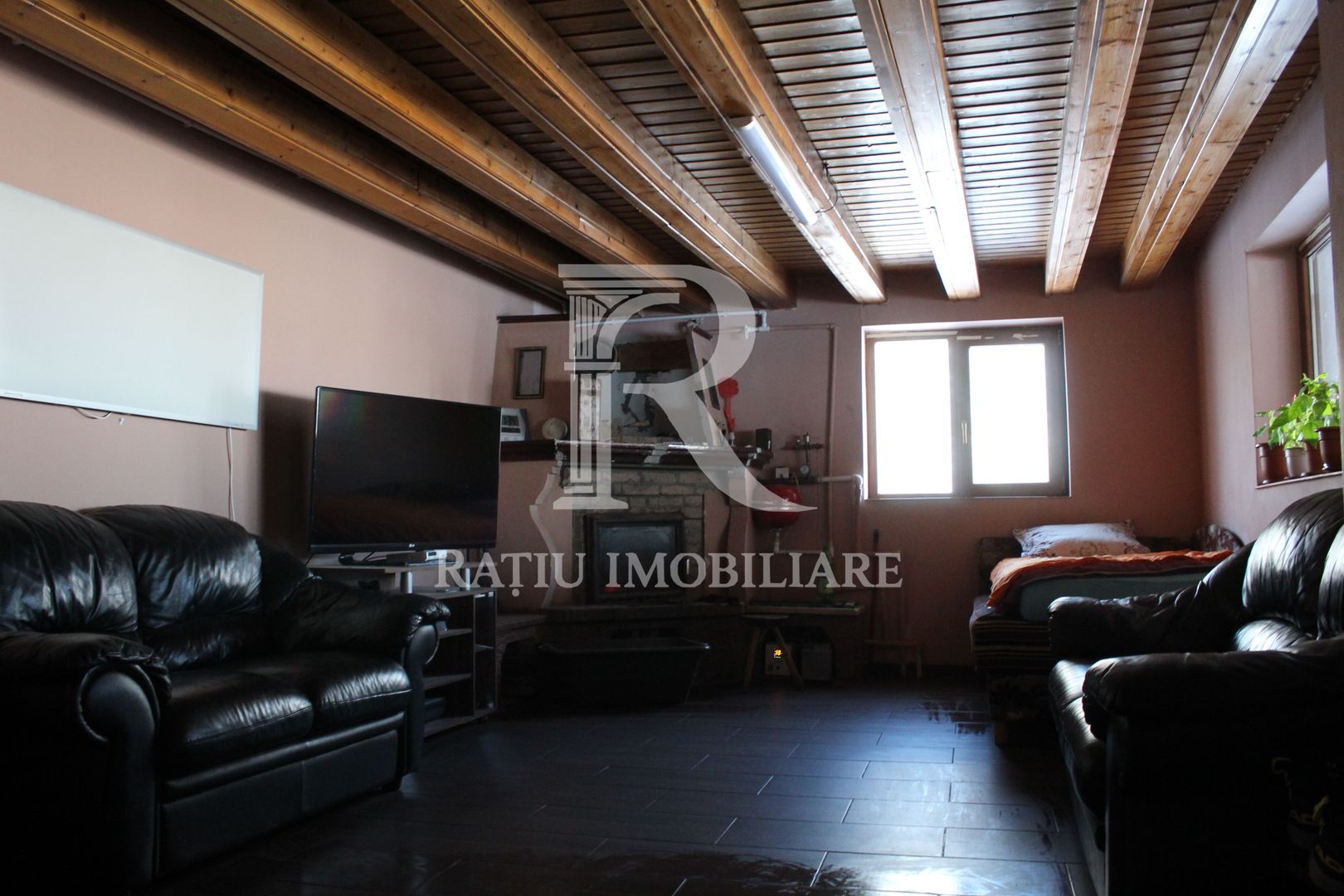 Proprietate rară | 4458 mp teren intravilan | Casă solidă, natură, liniște totală. | Bratca, Bihor. - Poză 1